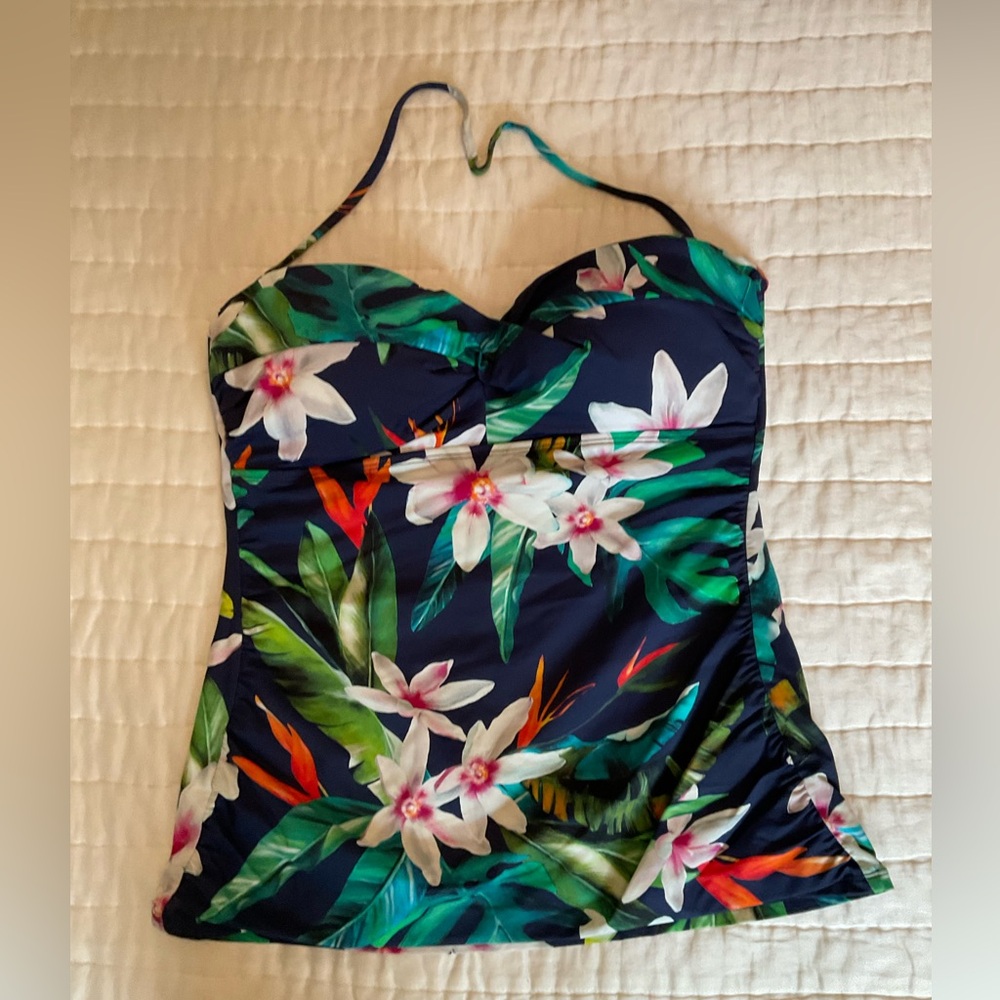 Womens swim top. Removable strap. Molded cups.